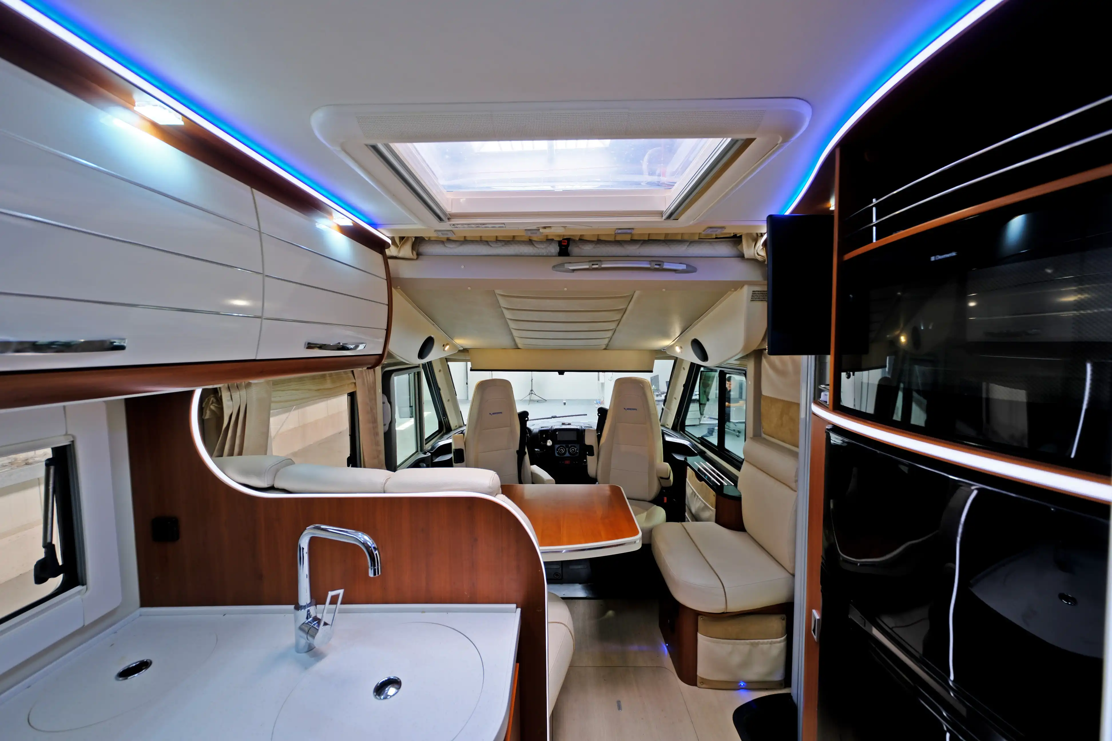 MOBILVETTA Design K-Yacht 85 